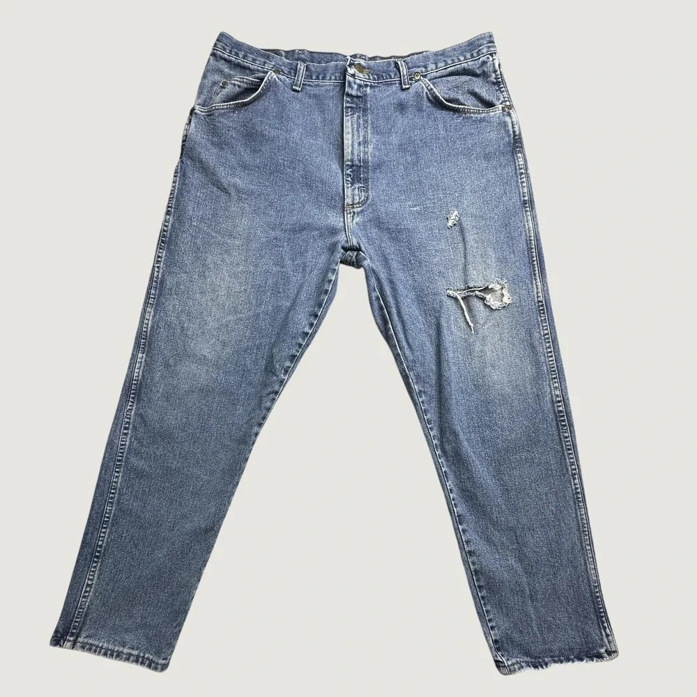Wrangler Jeans Mens 39x27 Blue Authentics Relaxed Distressed Medium Wash Denim
